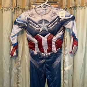 NEW-Capt. America kids costume 8/10 medium